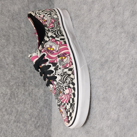 Vans Off The Wall Men X Disney Alice In Wonderlands Cheshire Cat Size 10M